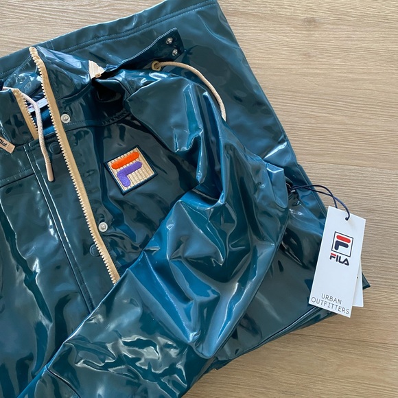 NWT Fila Kaloni Patent Rain Jacket Trench Coat - Picture 2 of 6